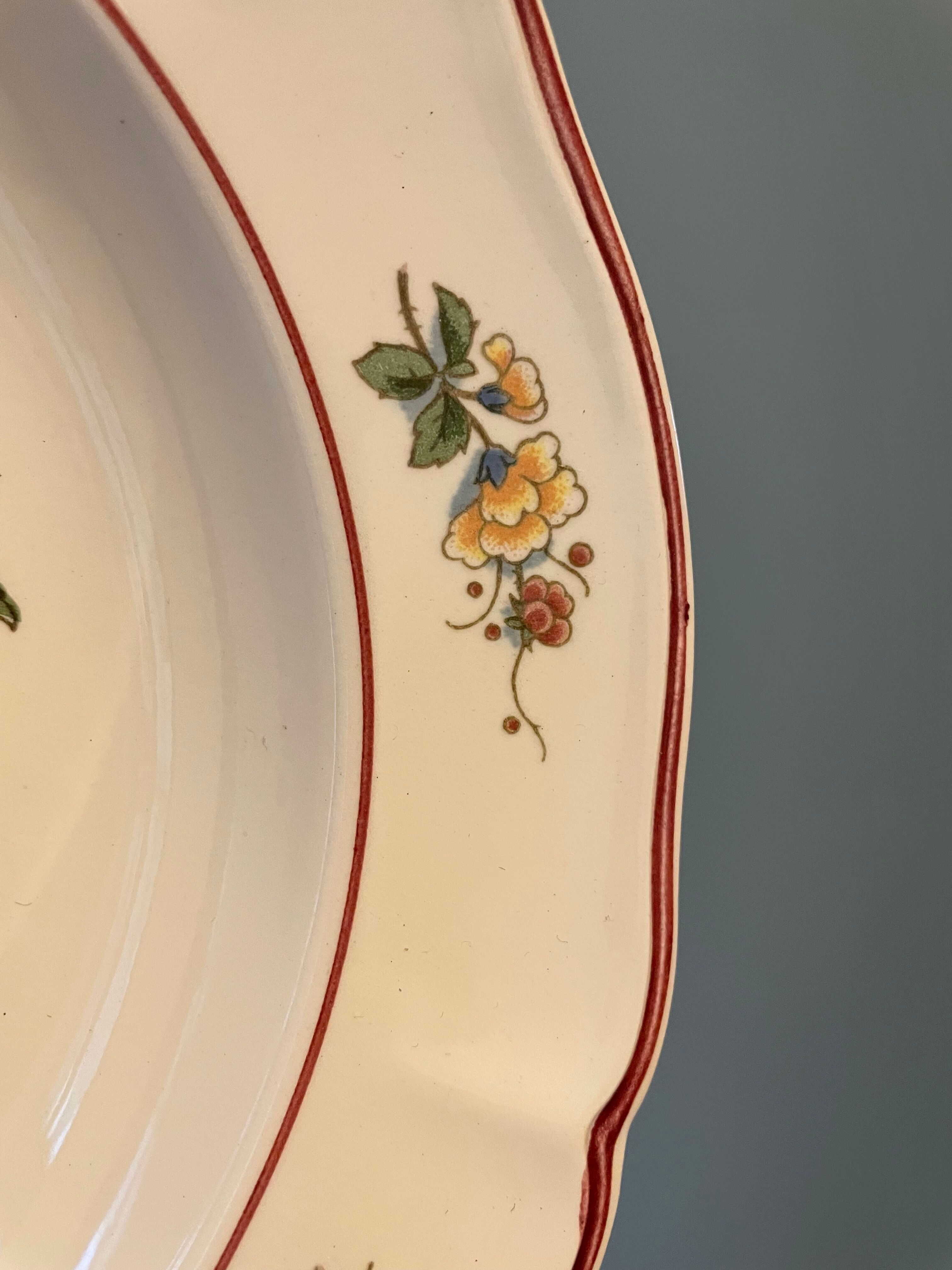 Set of 12 Villeroy and Boch hollow plates, model "Phoenix"