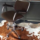 Office chair 70