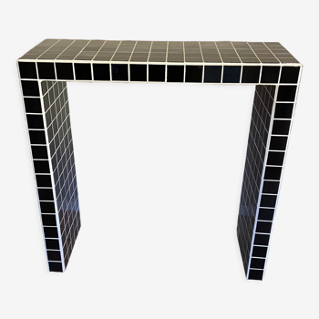 Console tile black mosaic and white joint