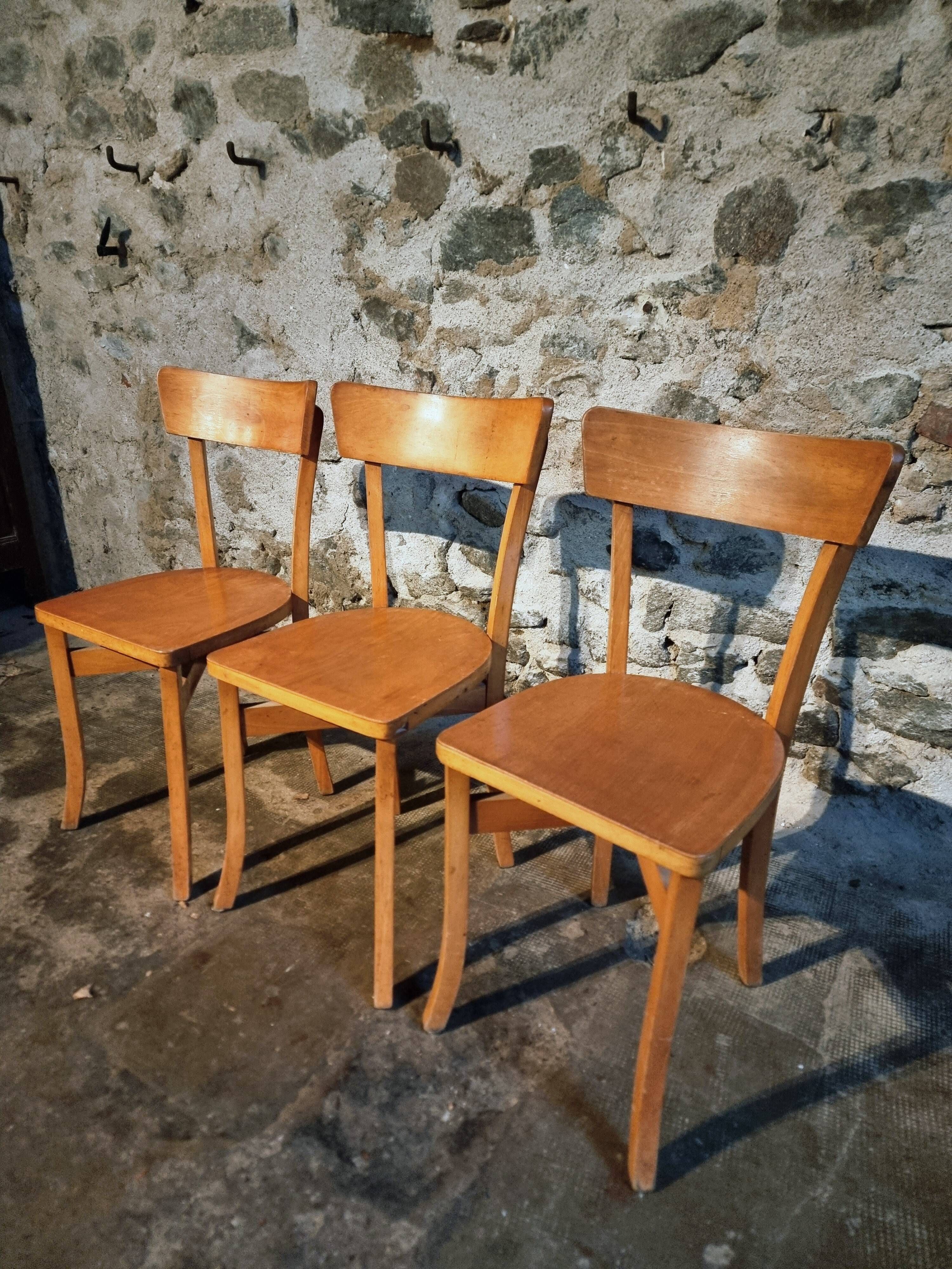 Vintage French bistro chairs in beech – Set of 3, 1950s café chairs