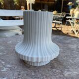Vintage white vase in Heinrich porcelain