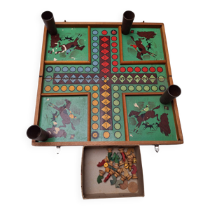 Ancien petit chevaux,