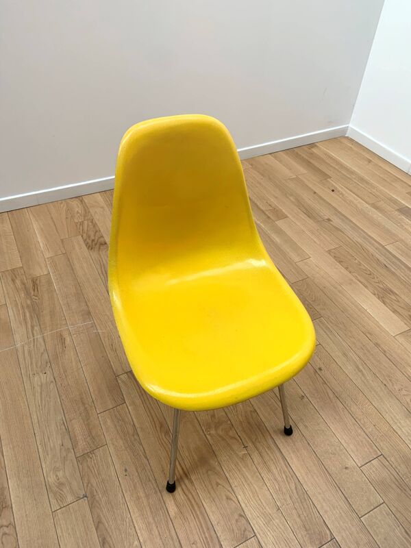 Chaise DSX par Herman Miller, Mobilier International