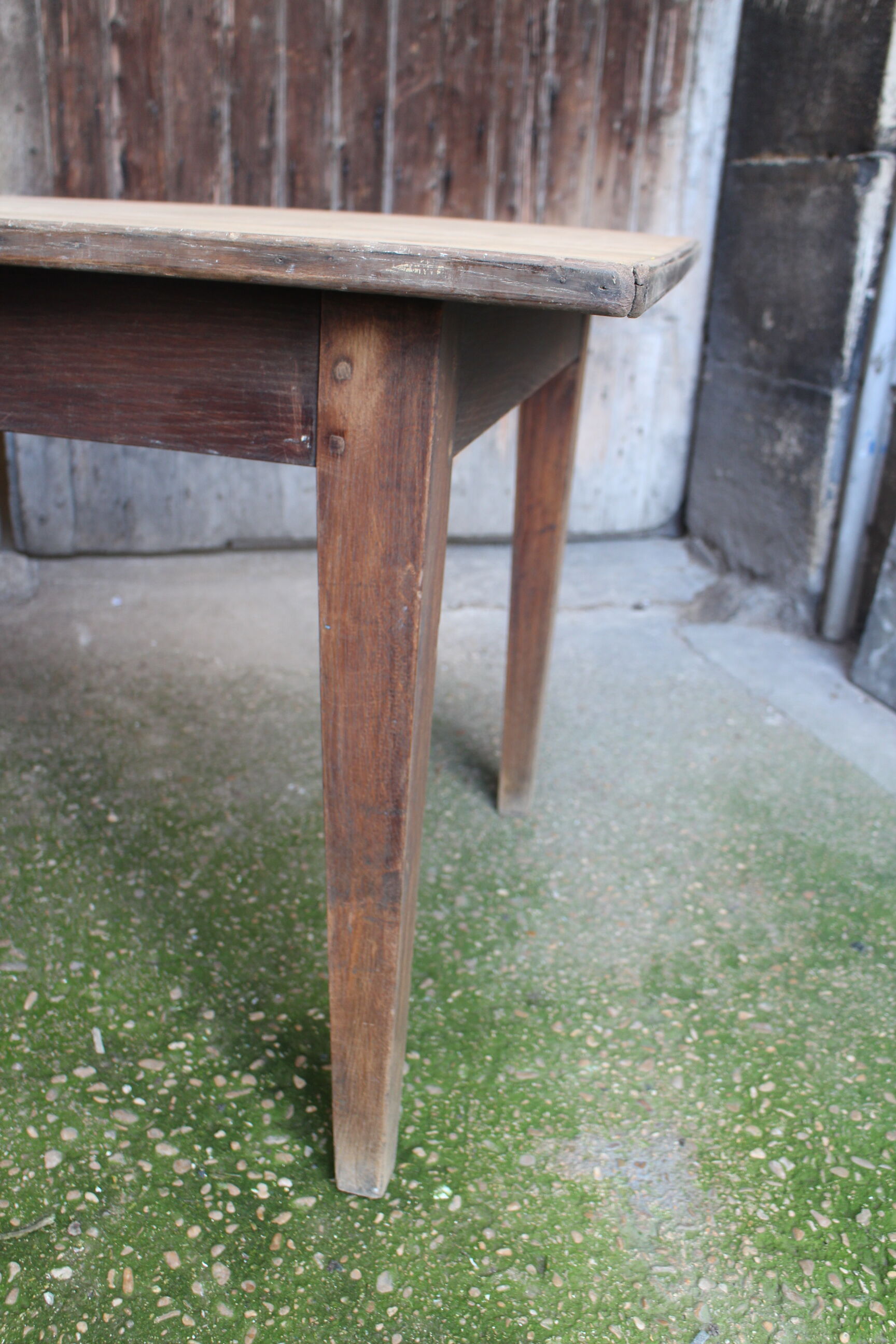 Farm table 133 cm