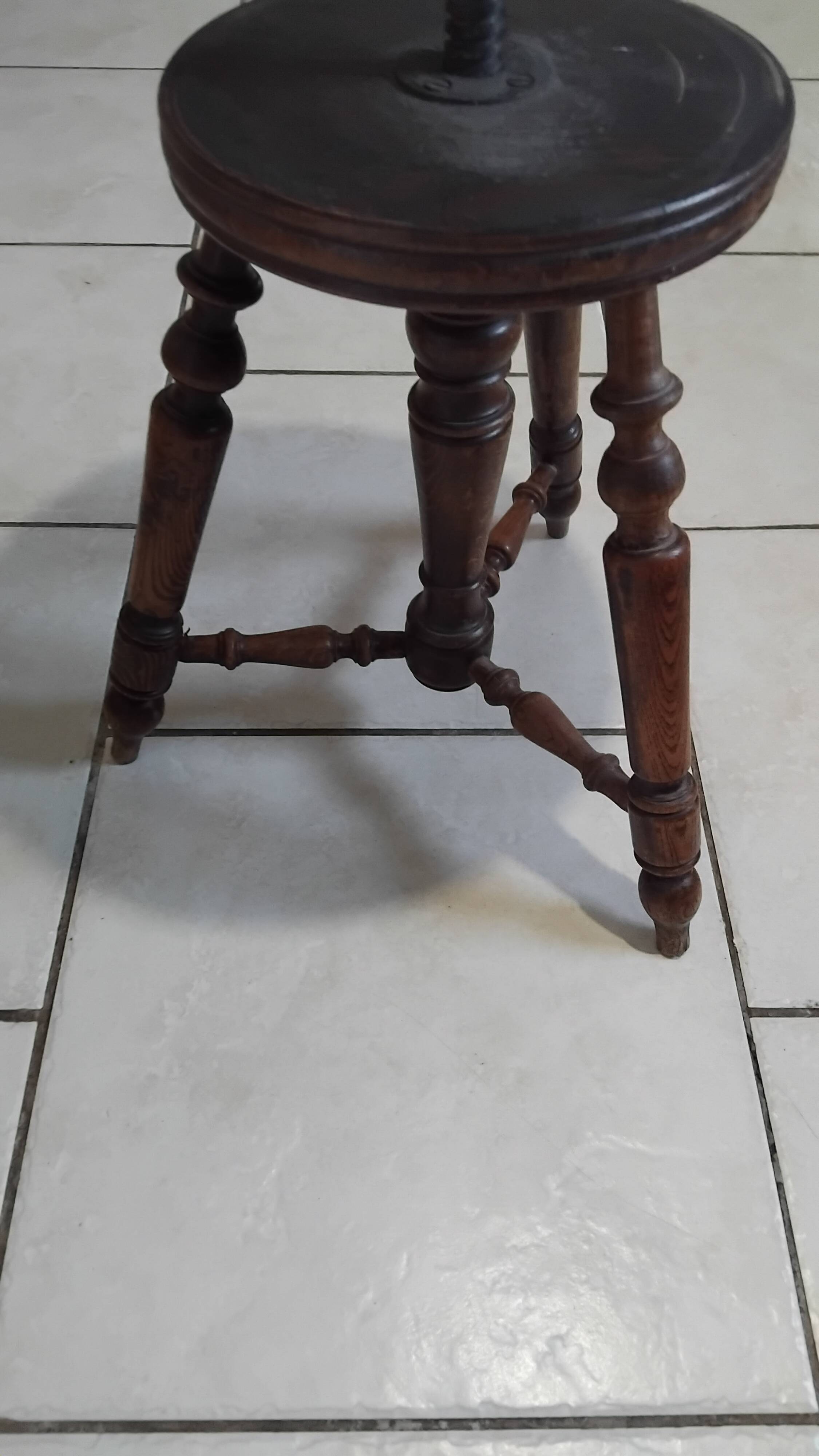 Antique Napoleon III Adjustable Round Piano Stool