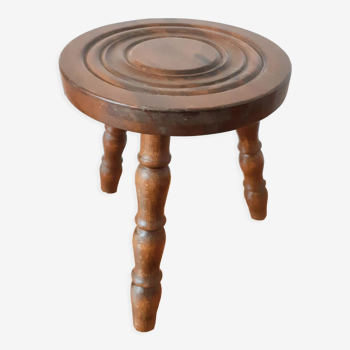 Round milking stool , solid wood , tripod