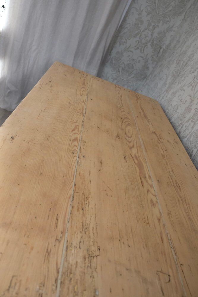 Old table