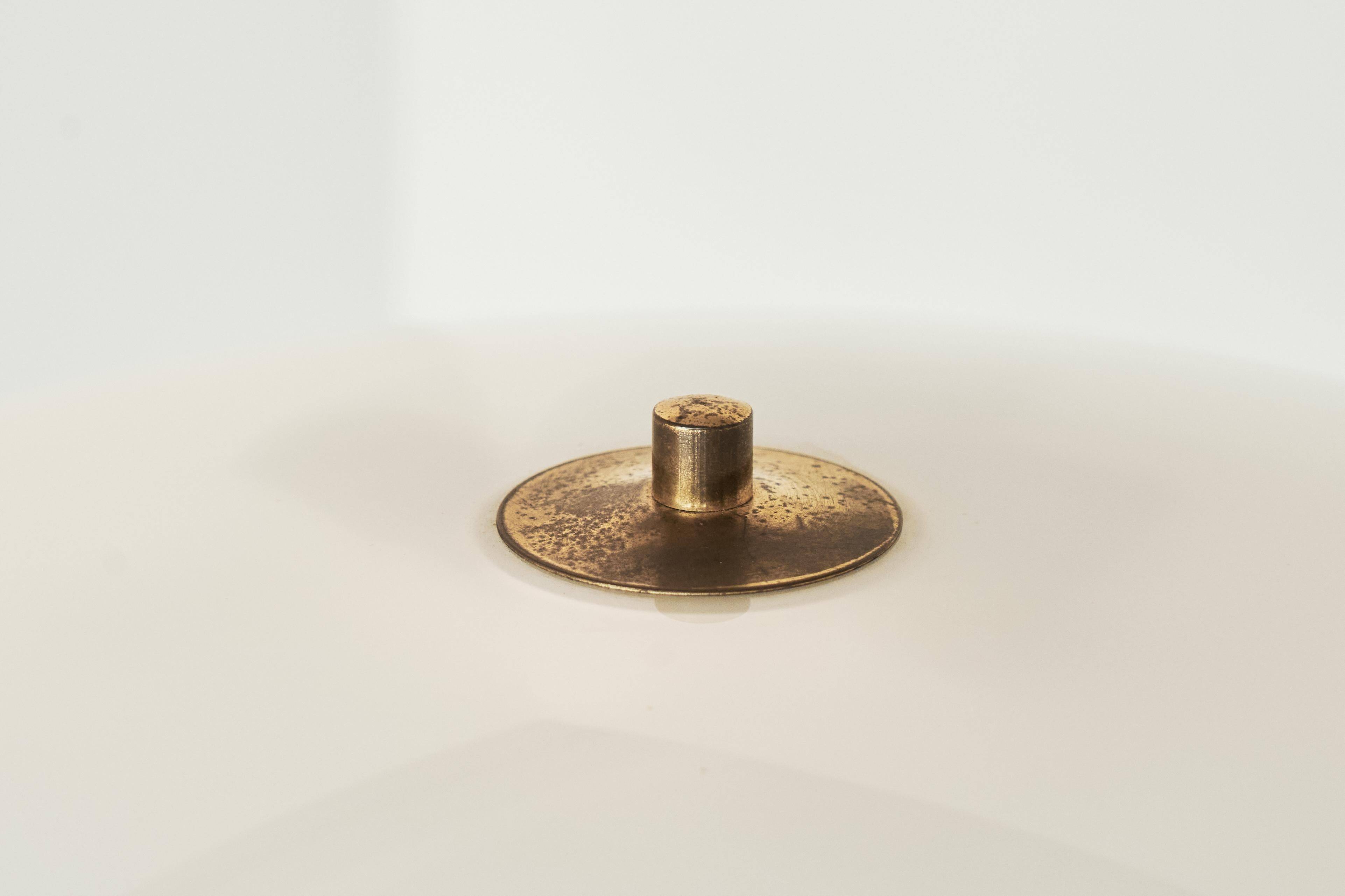 Solist table lamp in metal, brass and opal glass IKEA, 1990