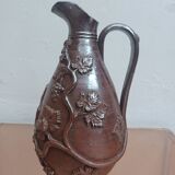 Wine pitcher