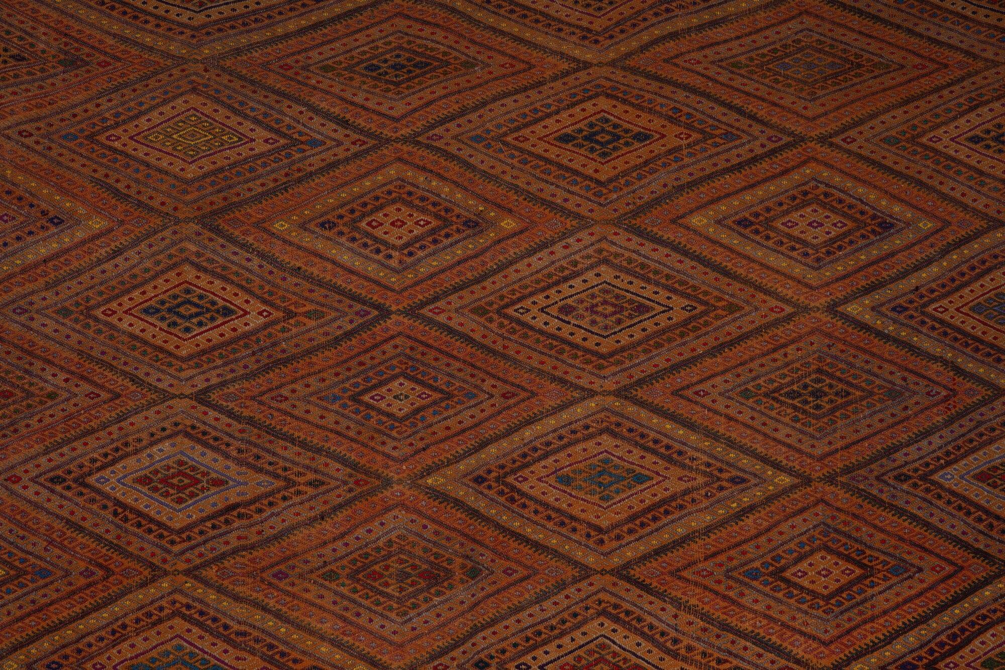Vintage Turkish kilim, handwoven, 165x234 cm.