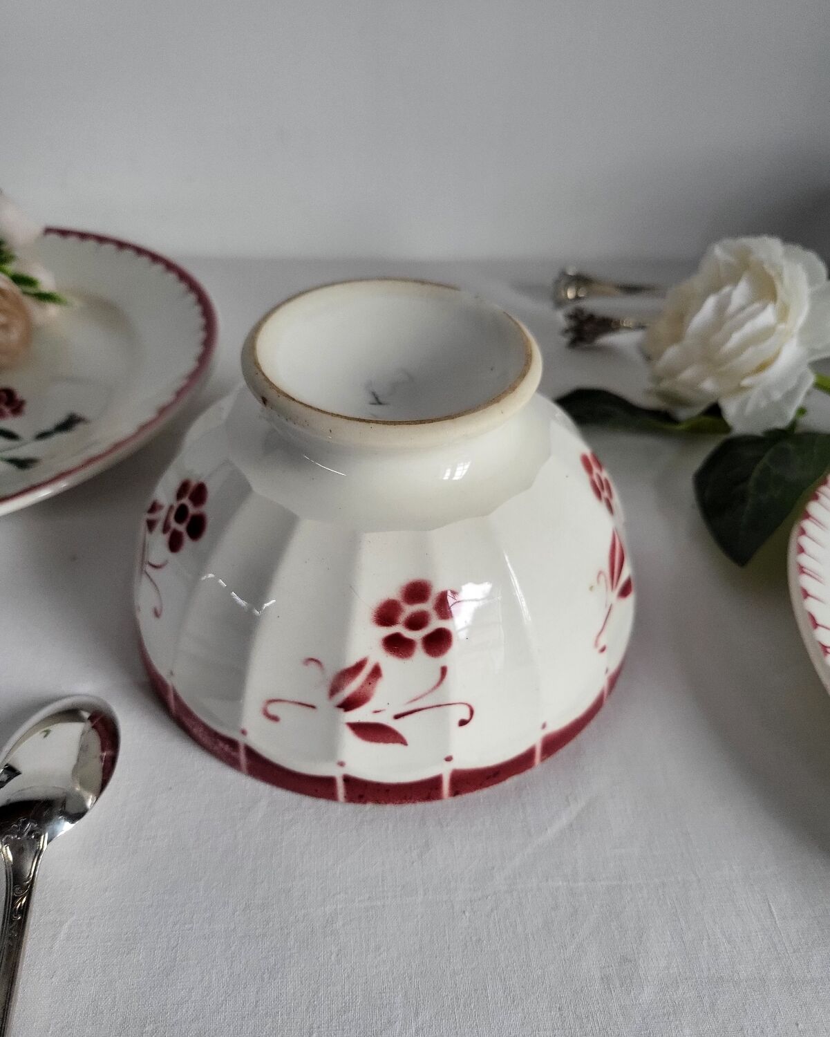 Antique faceted earthenware bowl, Digoin Badonviller