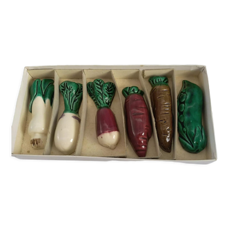 Knife holder in the shape of vegetables 50s/60s