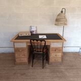 Ancien bureau style notaire