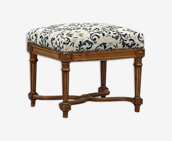 Stool