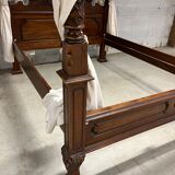 Four poster bed