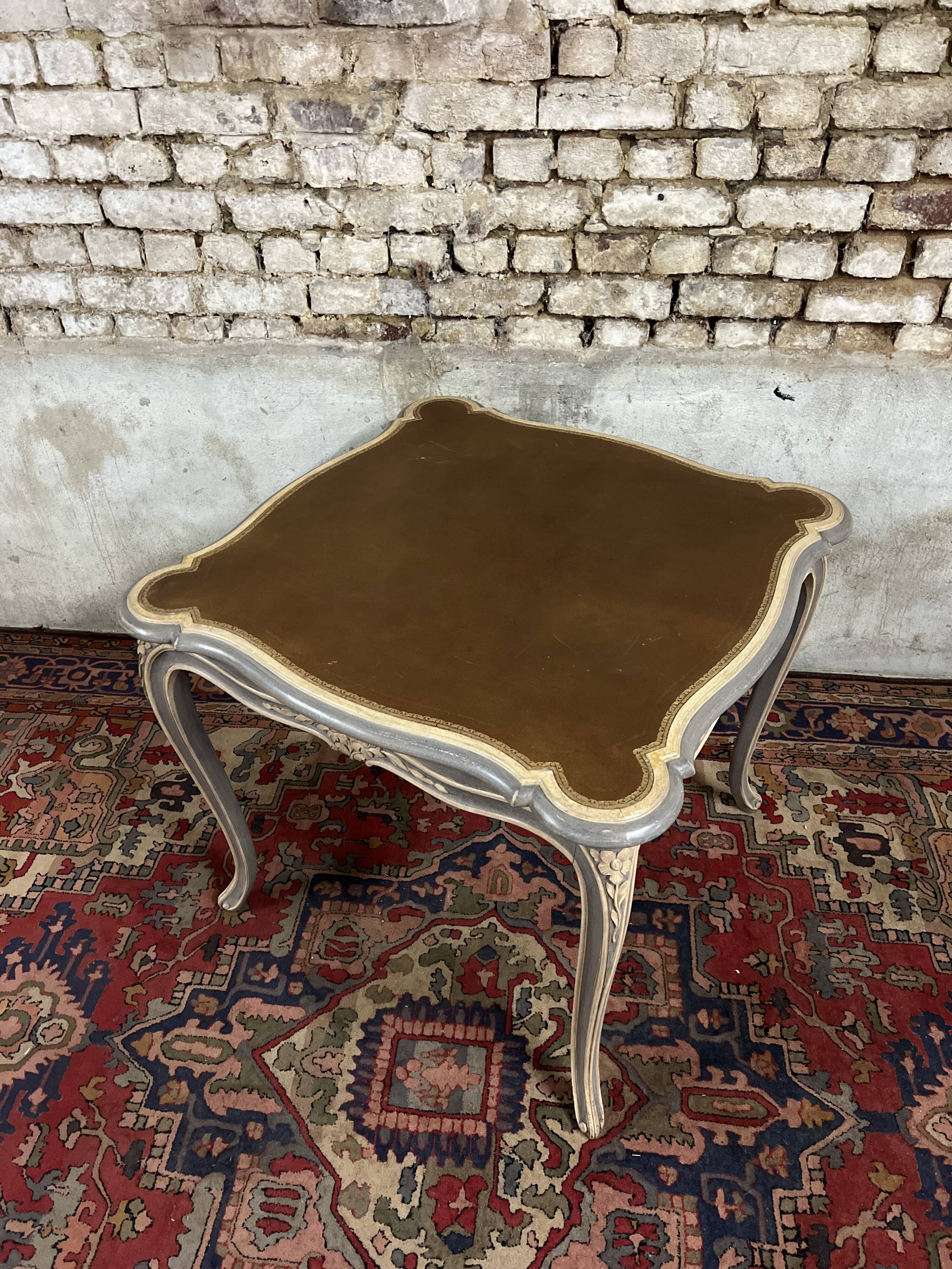 Game table in gray lacquered wood with white filling stamped gouffé
