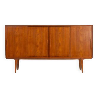 “Model 19” sideboard by Gunni Omann for Omann Jun (Denmark, 1960s).