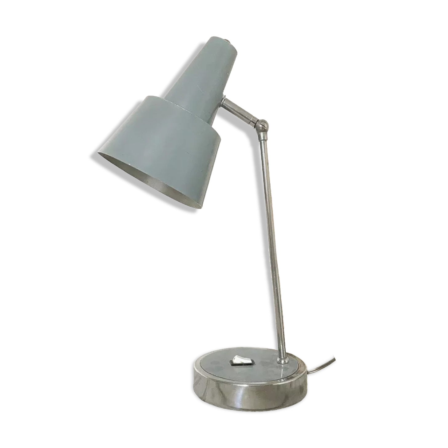 Metal desk lamp