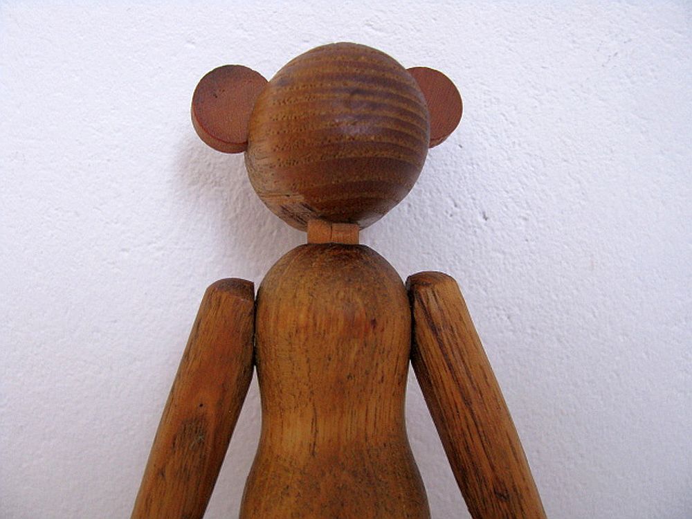 Teak monkey figurine Denmark 1970. no 2