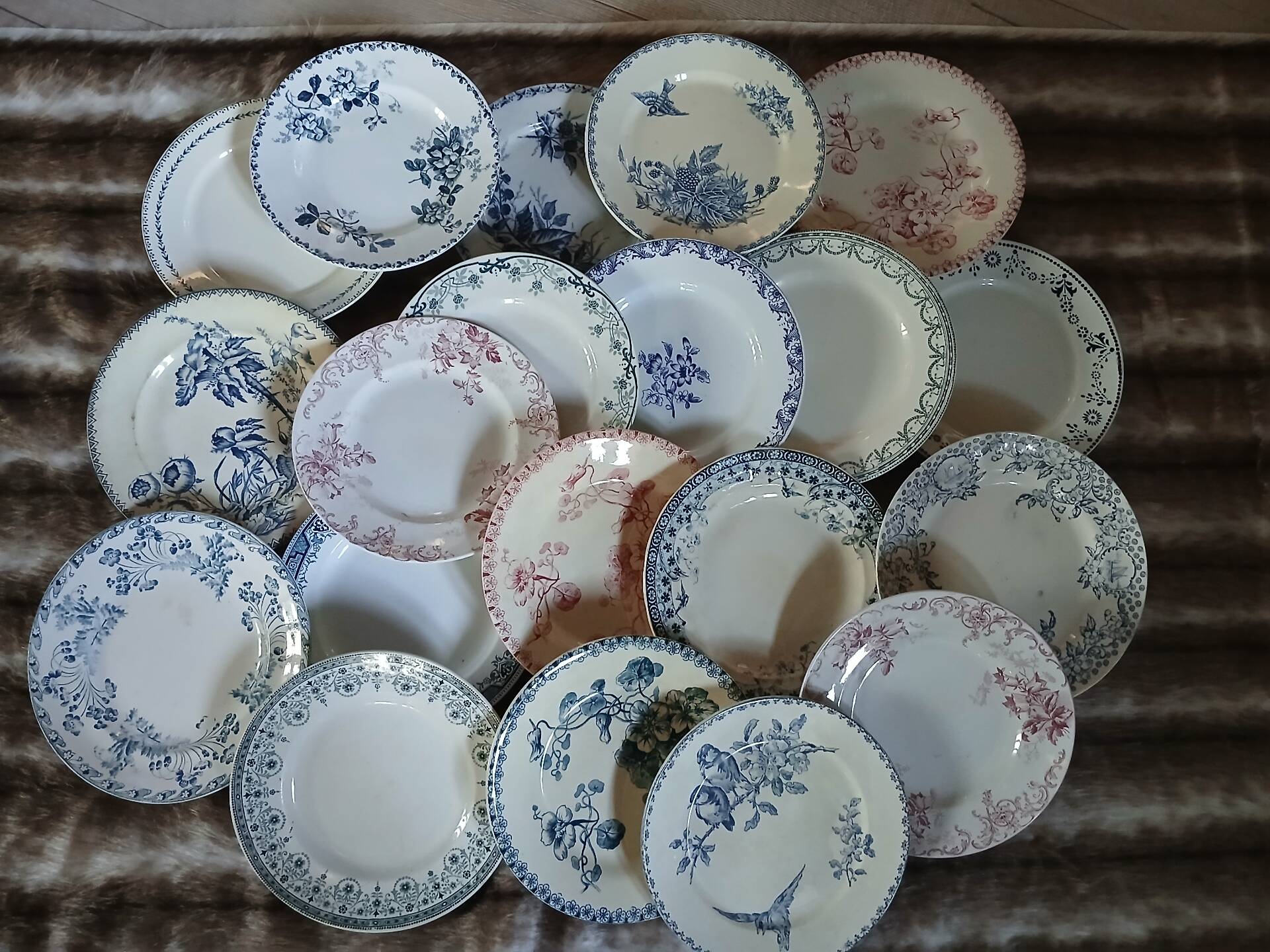 20 mismatched antique flat plates in ironstone