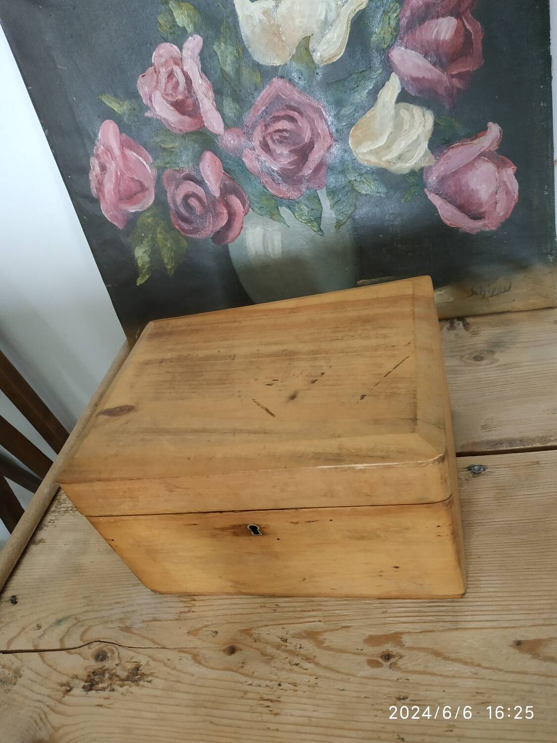 Wooden box