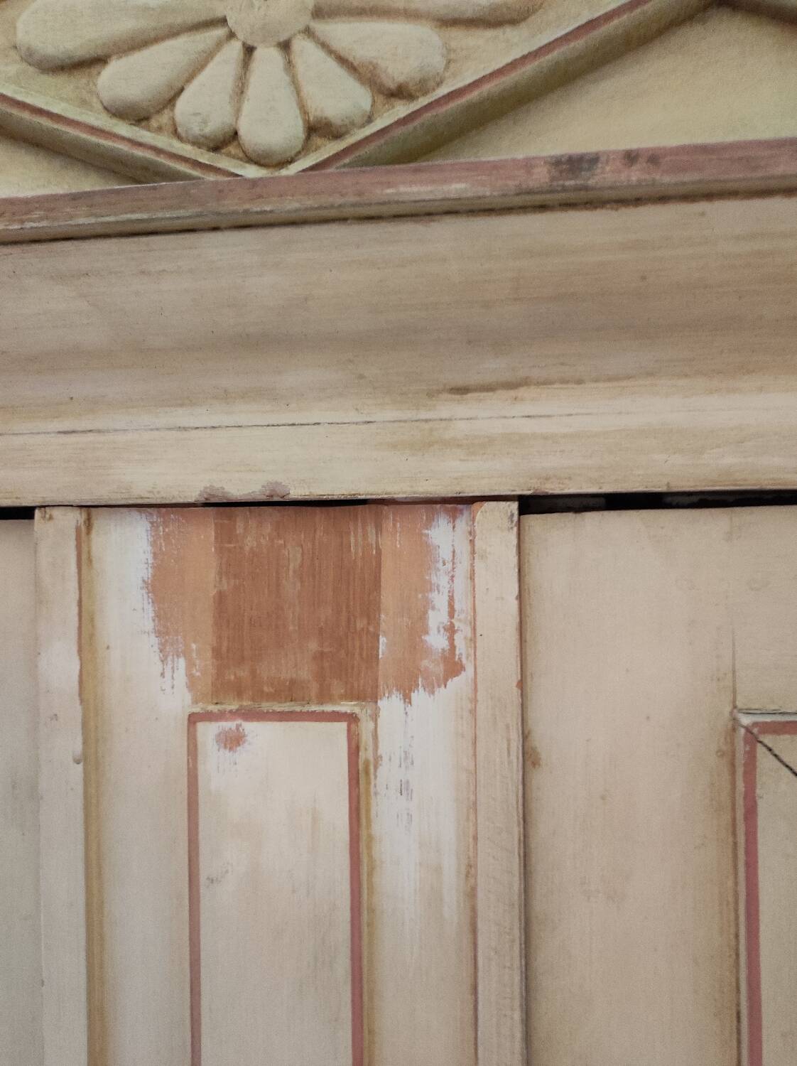 2-door patinated mirrored wardrobe