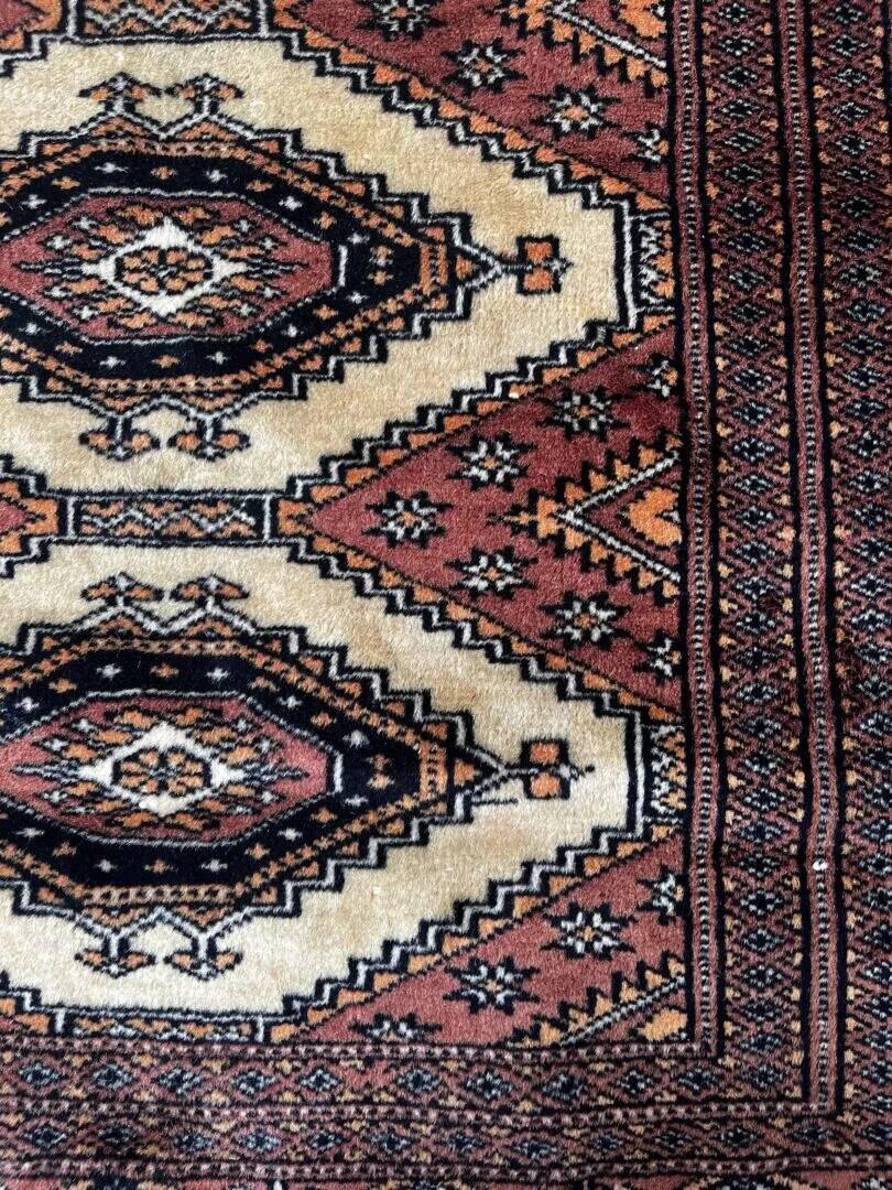 Oriental rug – 165 x 90 cm