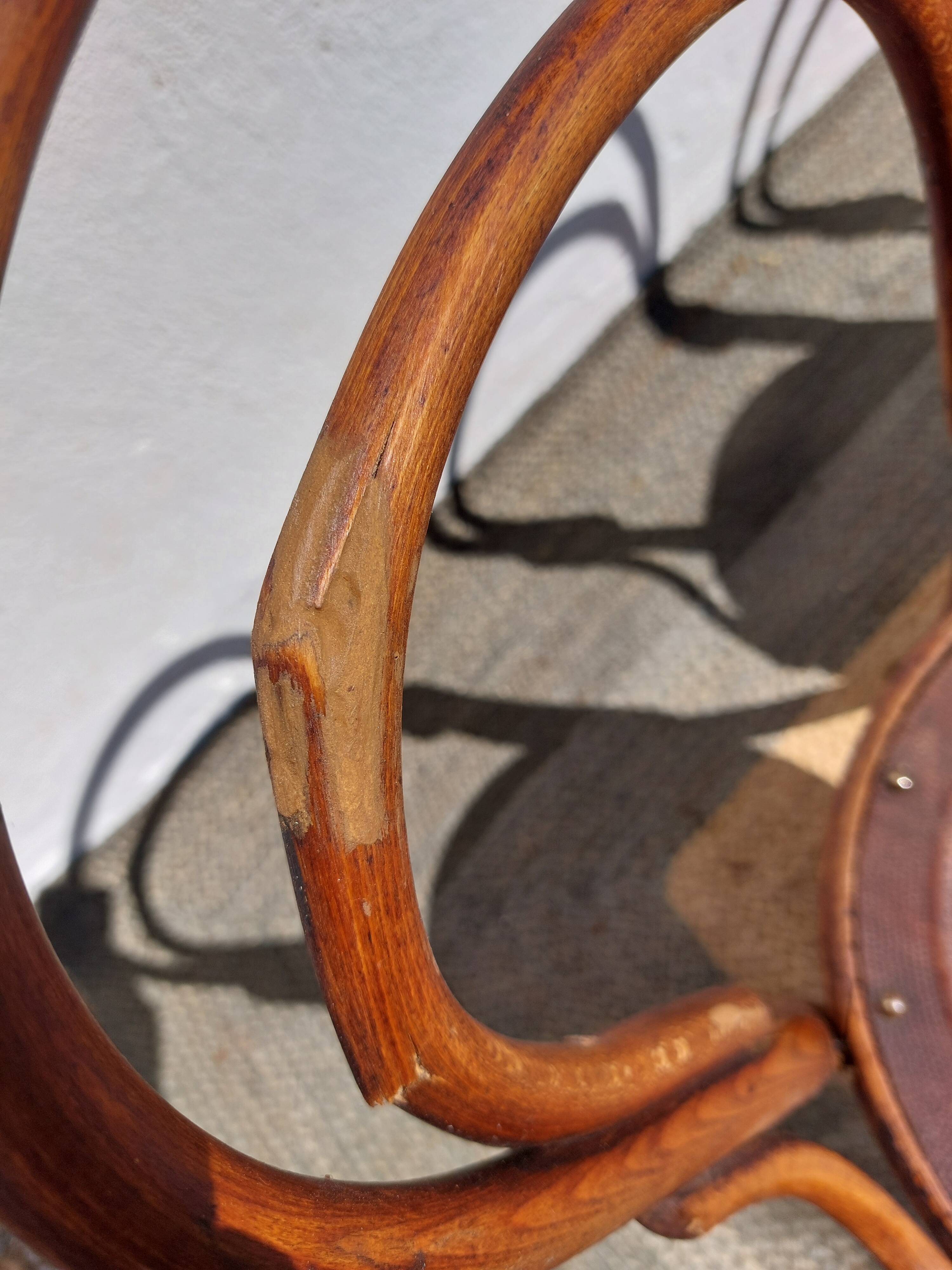 4 curved wooden bistro chairs