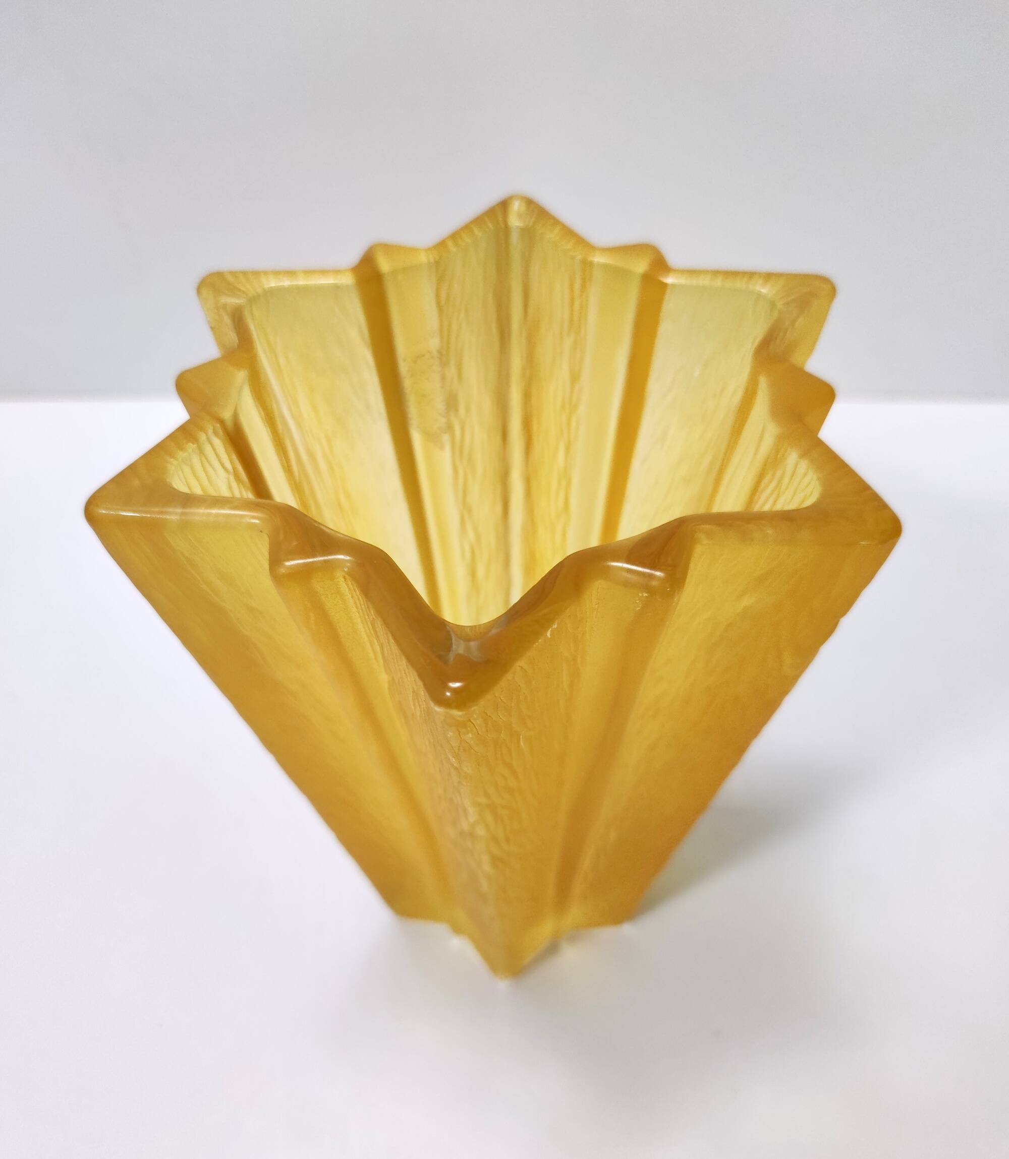 Art Deco Star Shaped Yellow Glass Vase Attributed to Pierre D'Avesn for Daum