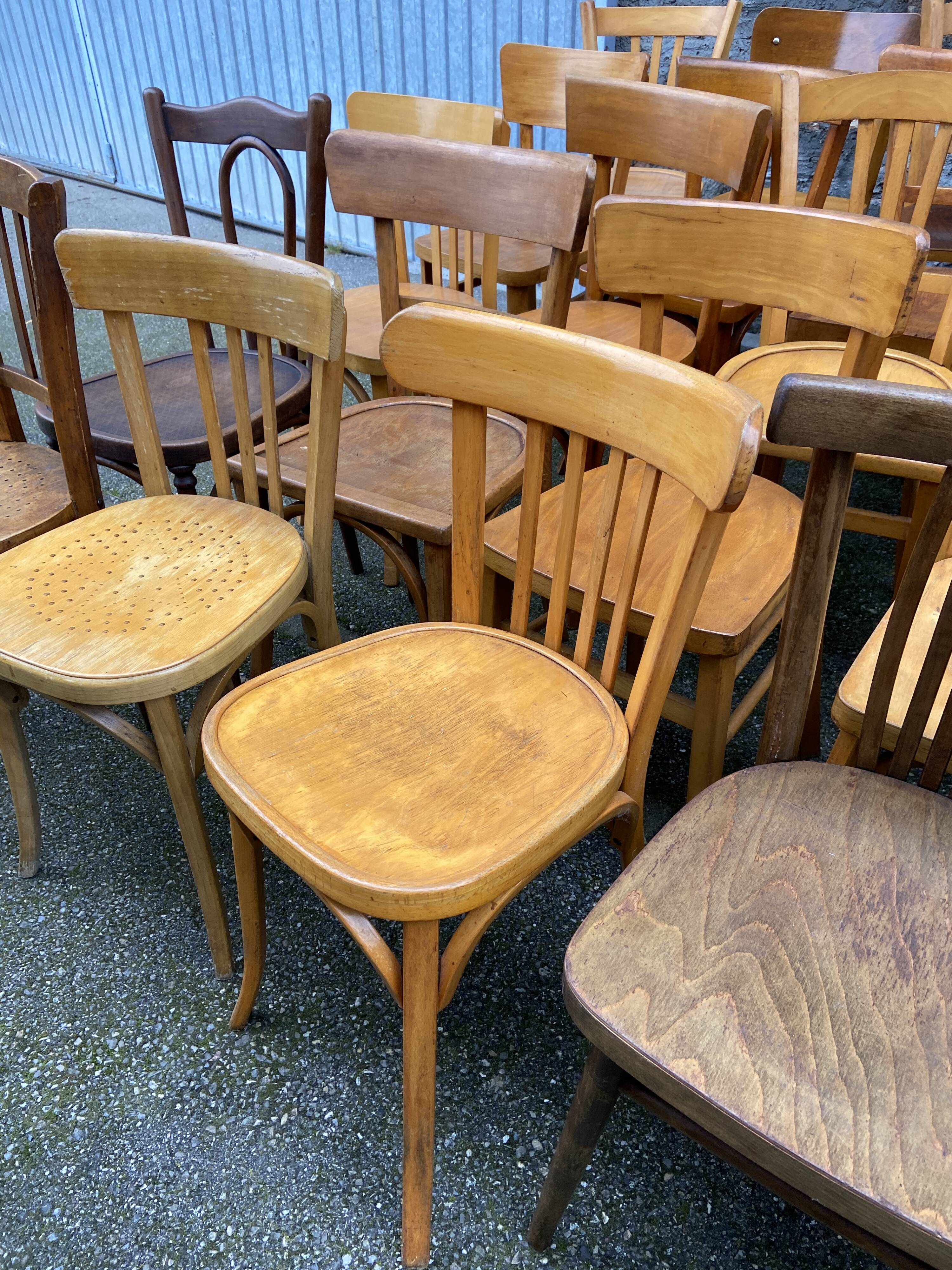 Lot of 50 mismatched bistro chairs french Restaurant THonet curved wood