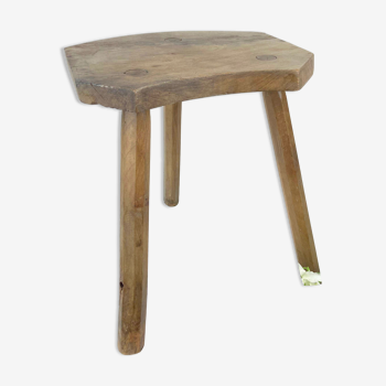 Old tripod stool in solid wood - very nice handmade work