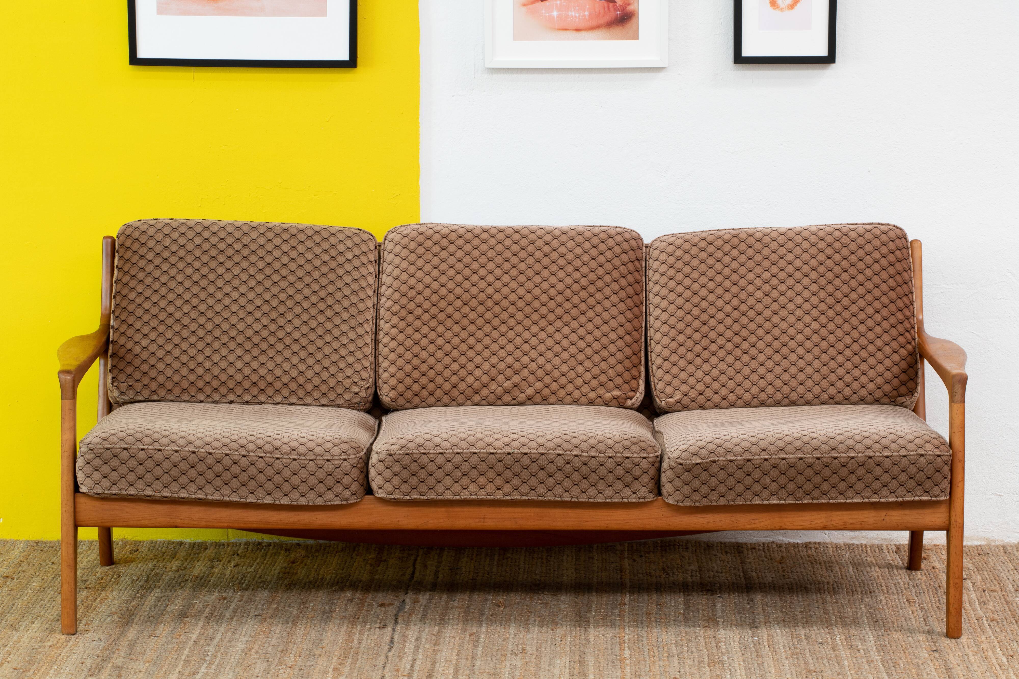 Vintage Scandinavian sofa – 199 cm