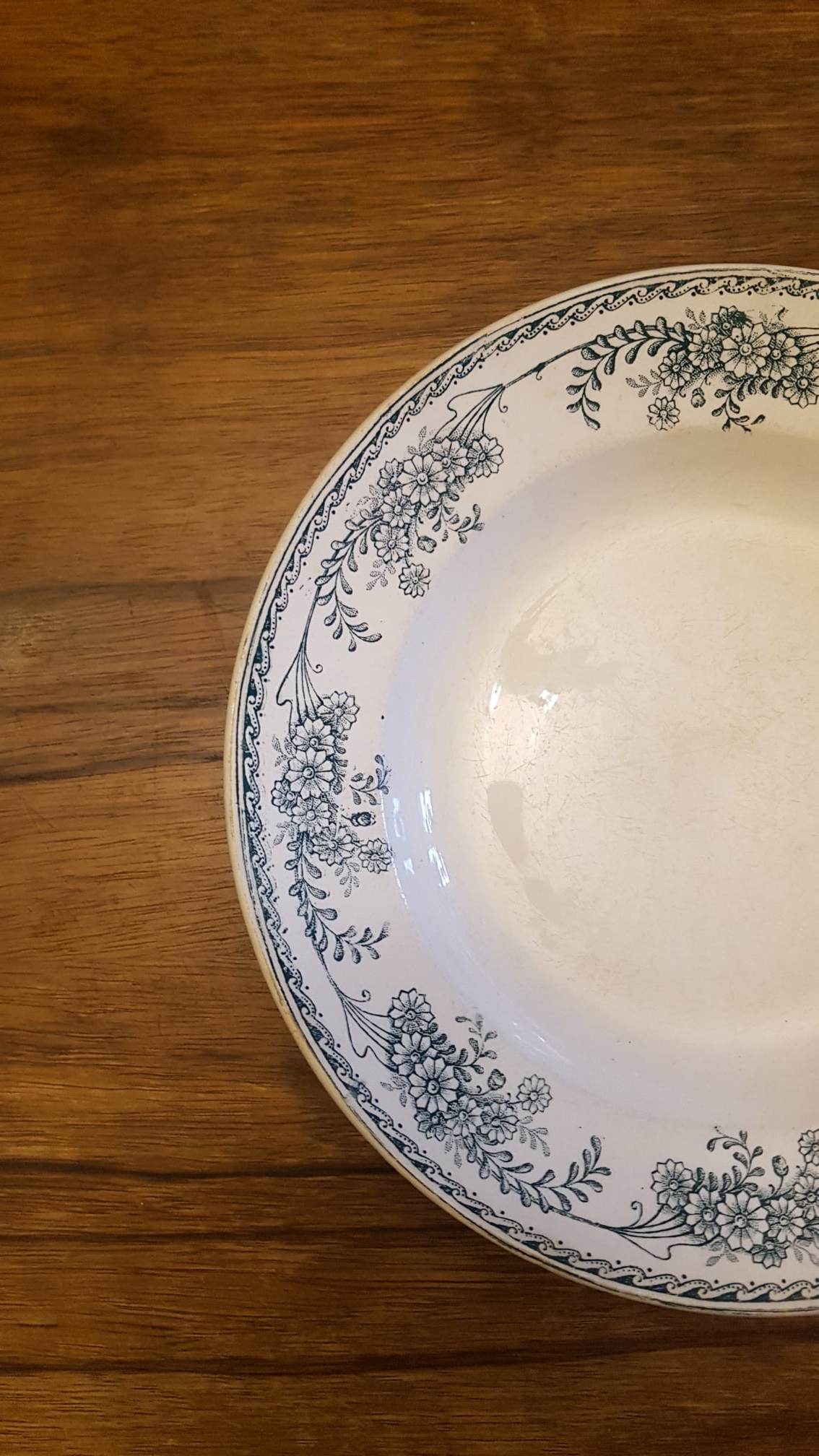 Hollow plate in Iron Earth