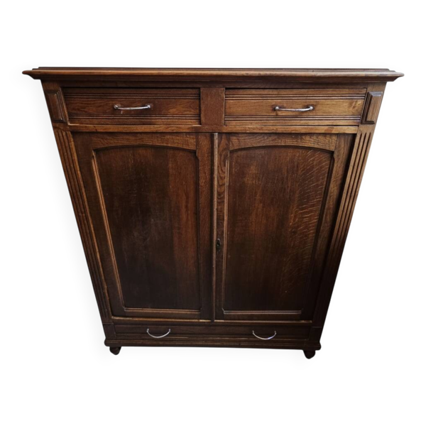 Meuble de rangement vintage en bois massif - élégance et authenticité
