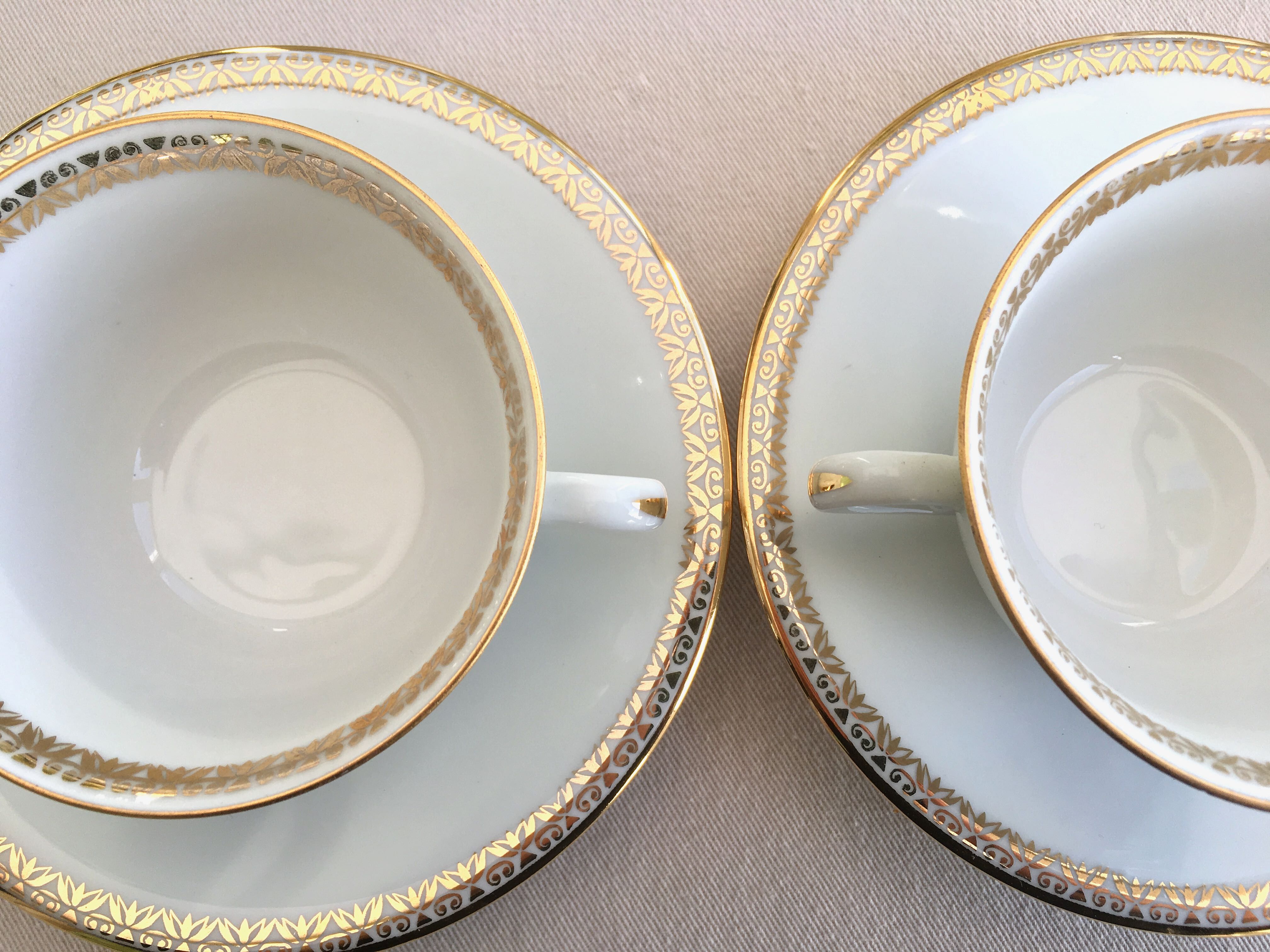 Coffee service for 10 people in Limoges porcelain
