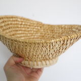 Oval wicker basket, vintage