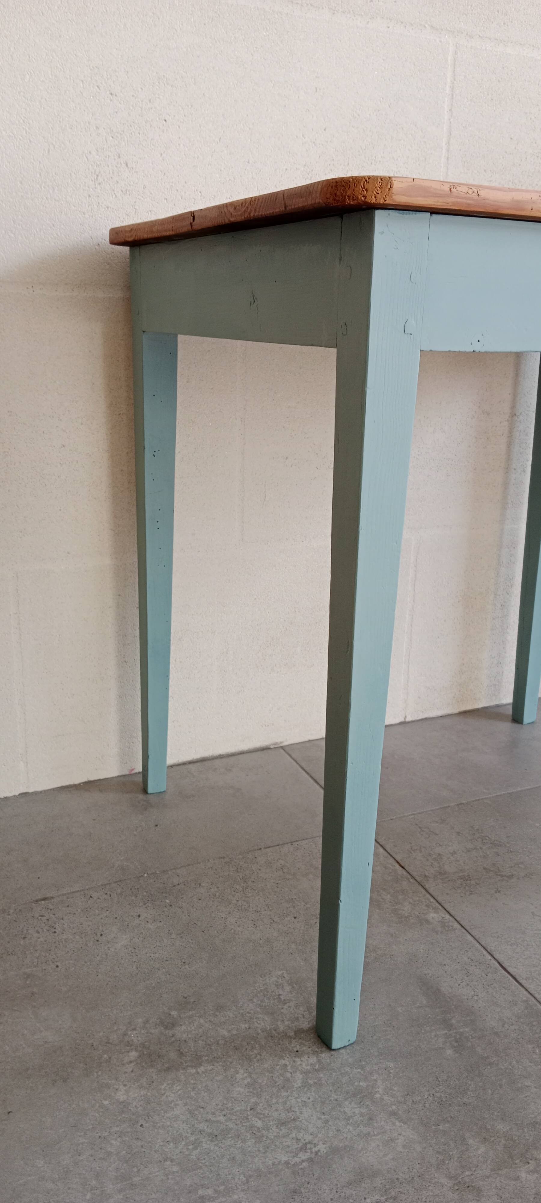 Table d'appoint ou bureau