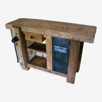 Carpenter's workbench restored