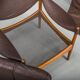 Ensemble de 3 fauteuils lounge danois modernes en chêne et cuir avec repose-pieds, conçus par Kristian Vedel pour Søren Wiladsen, années 1960.