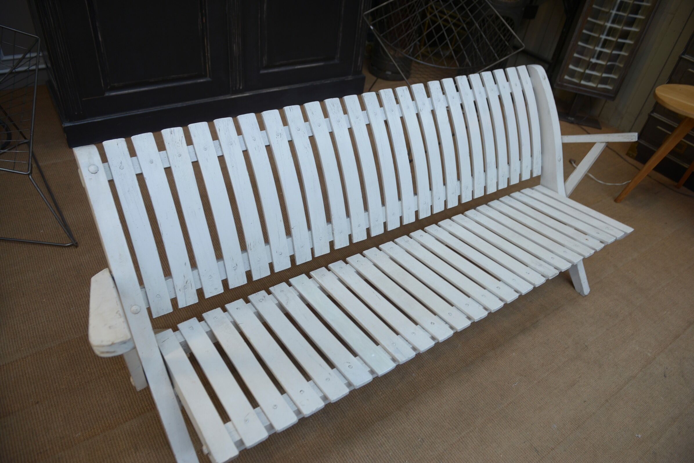 Folding garden bench in white lacquered beech of vintage origin 1950
