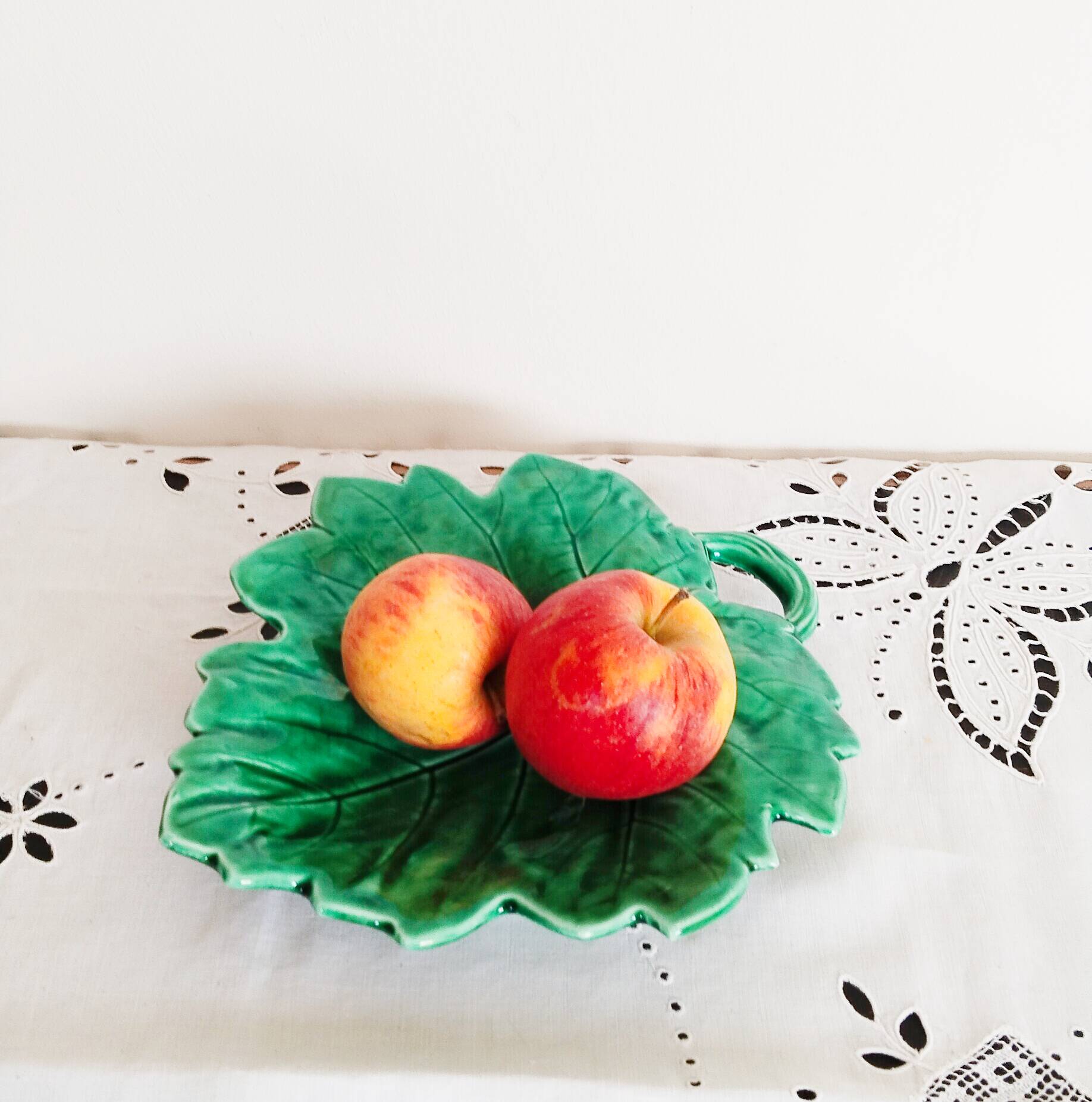 Sarreguemines barbotine, butter dish, pocket emptier, vine leaf