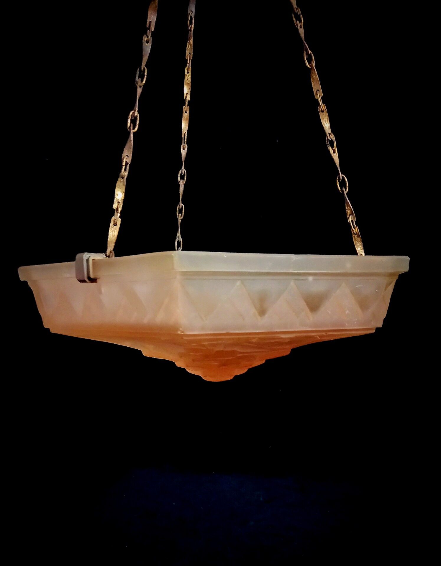 Art Deco pendant lamp in pink frosted glass signed Muller Frêres Luneville