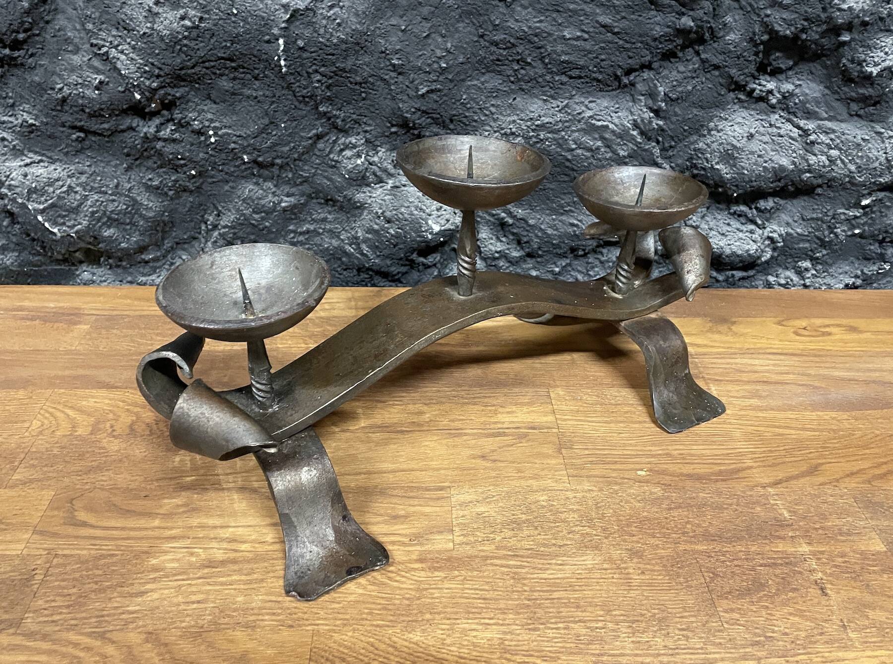 Brutalist candle holder - popular art
