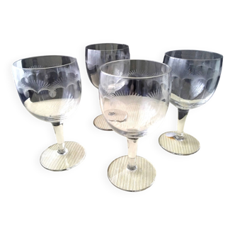 4 Verres à eau ou grands verres à vin en verre décor meulé