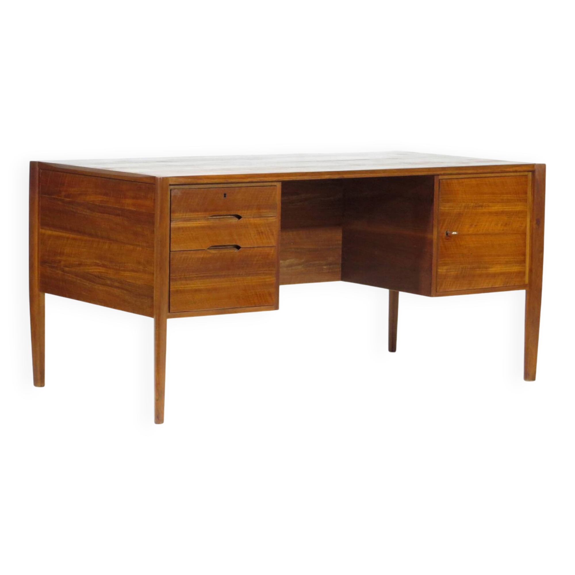 Vintage Mid-Century Modern Walnut Executive Desk by Wilhelm Renz