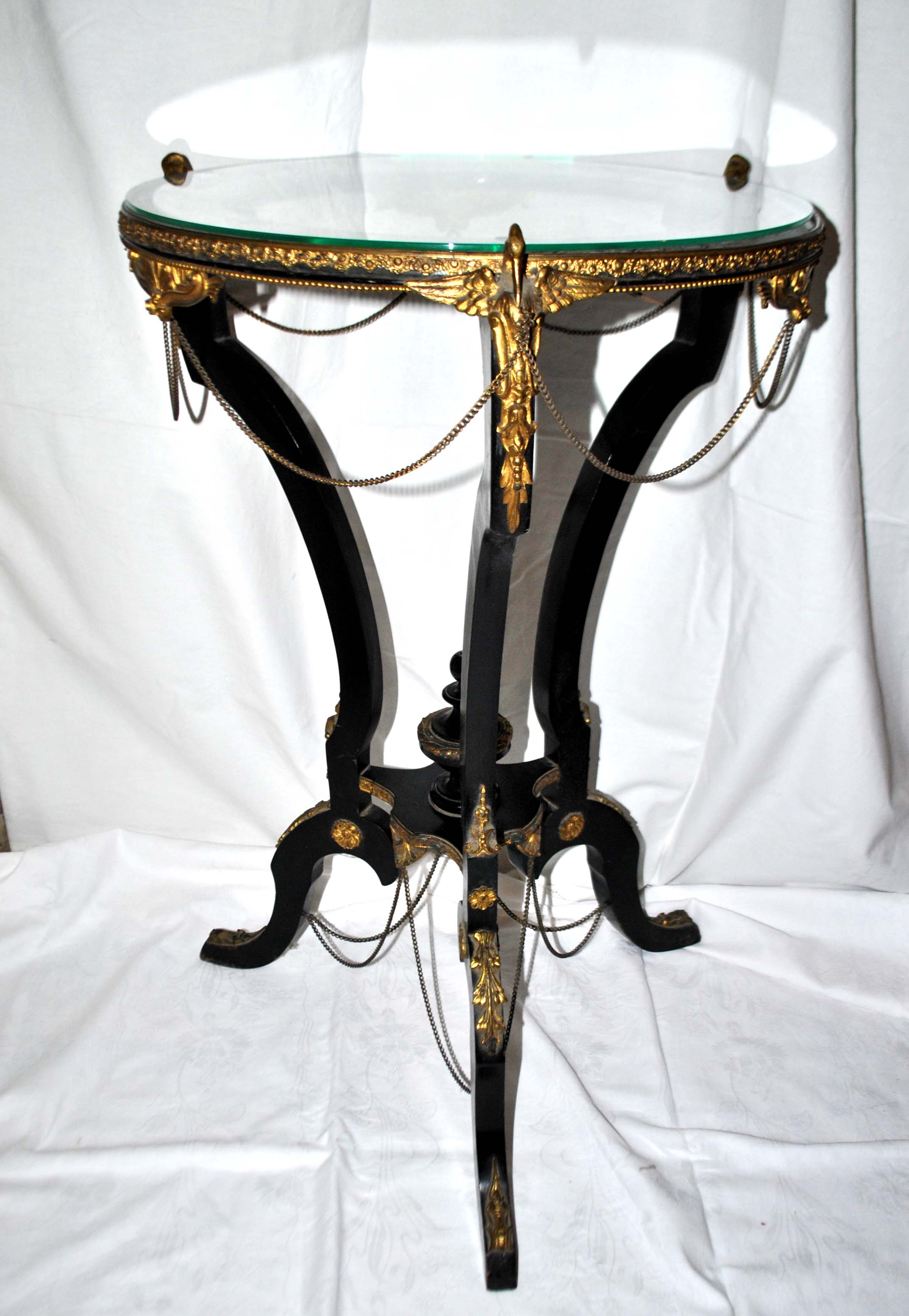Napoleon III Gueridon Table blackened wood and gilded bronze swan - Mother-of-pearl marquetry top 19th century.