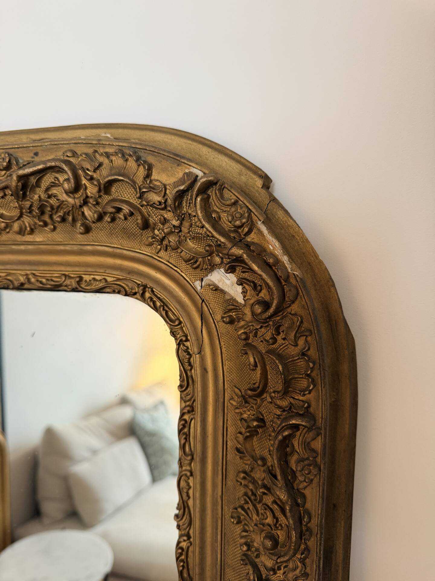 Large gilded sculpted Louis-Philippe mirror, mercury 104x77cm
