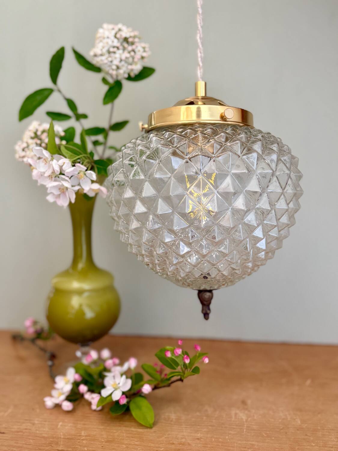 Vintage diamond-point glass globe pendant light