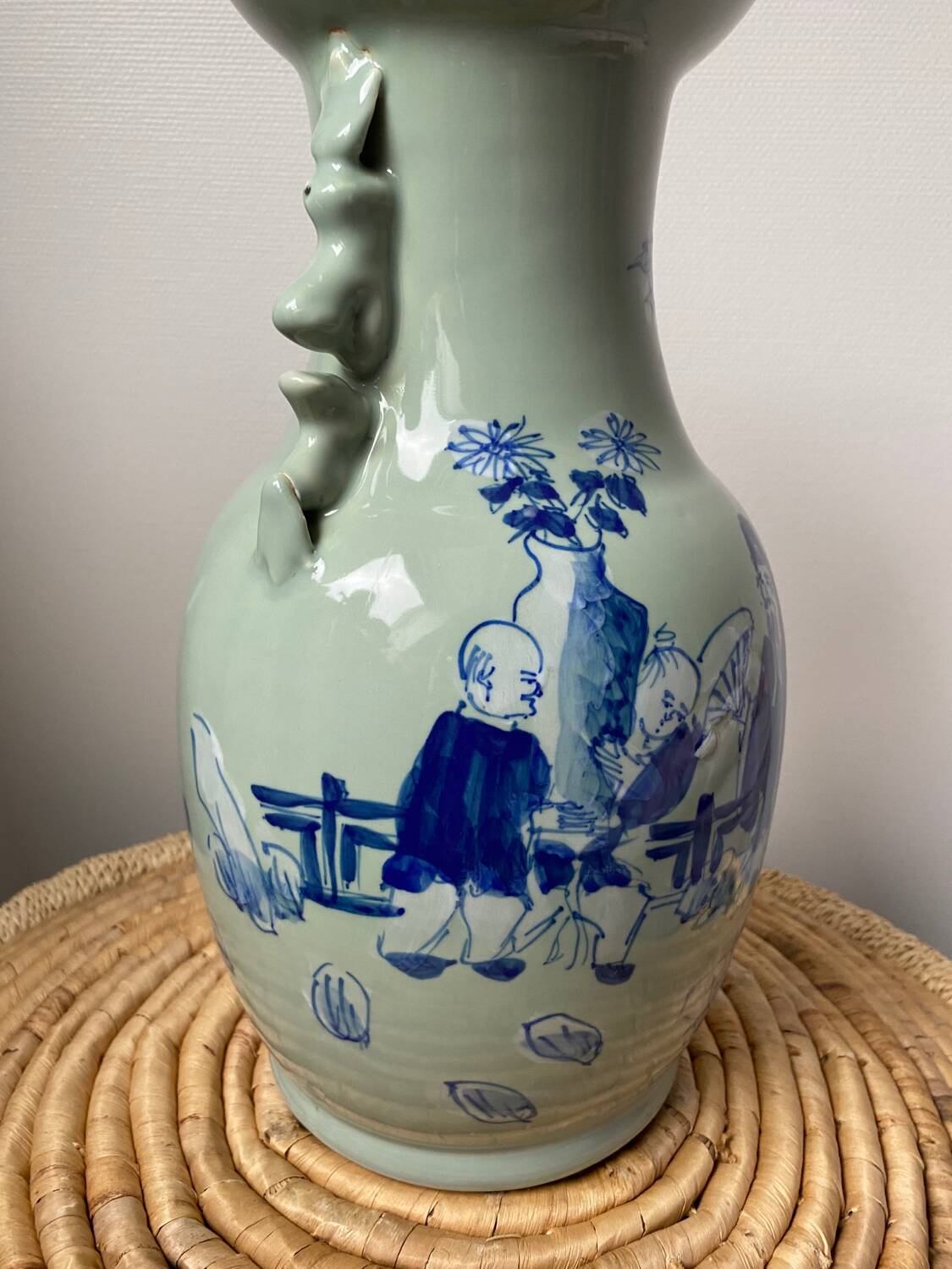 Baluster vase - China
