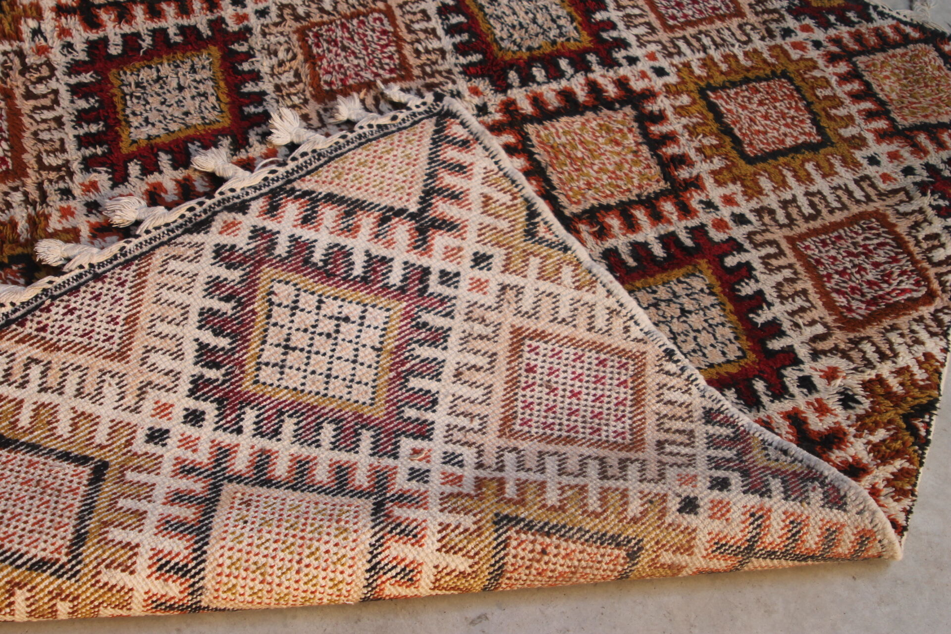 Wool rug 200x150cm